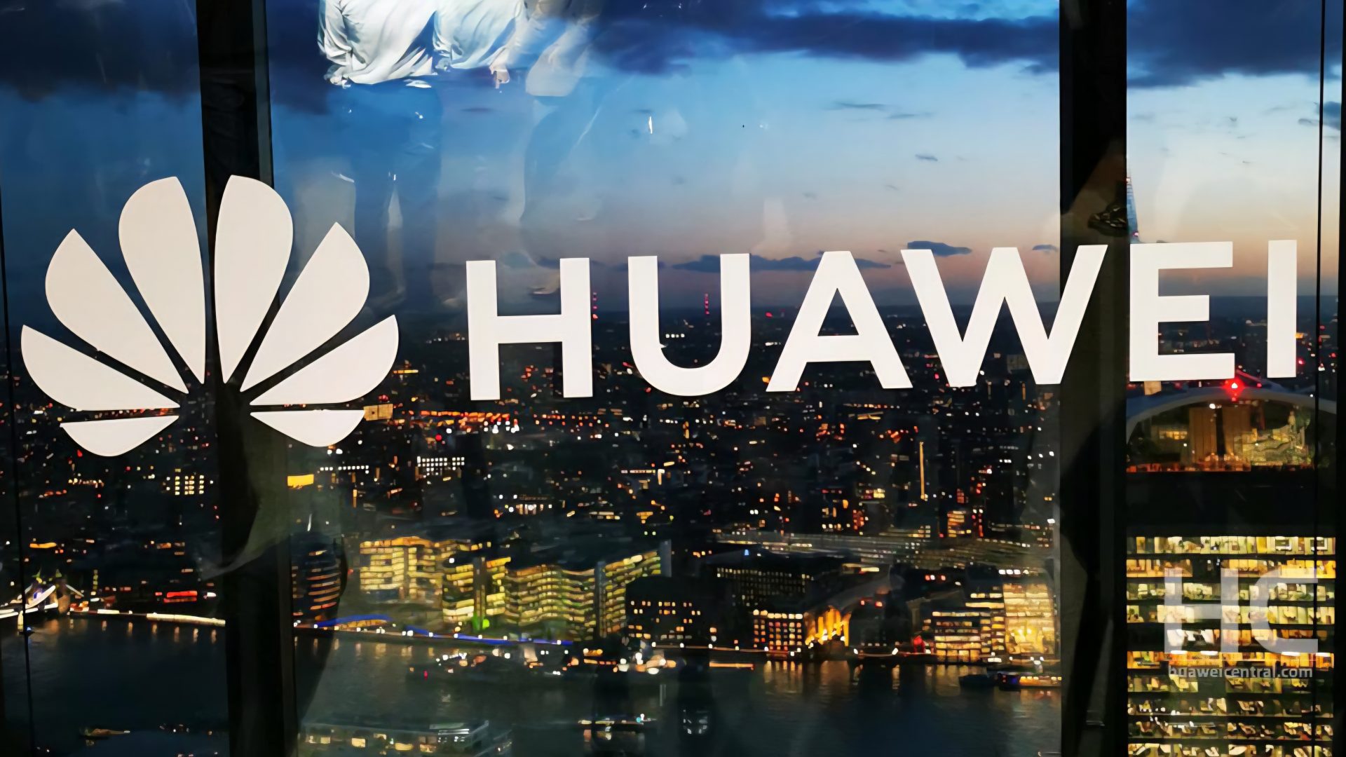 Пока все спорят об электрокарах, «мозг» от Huawei уже управляет миллионом автомобилей