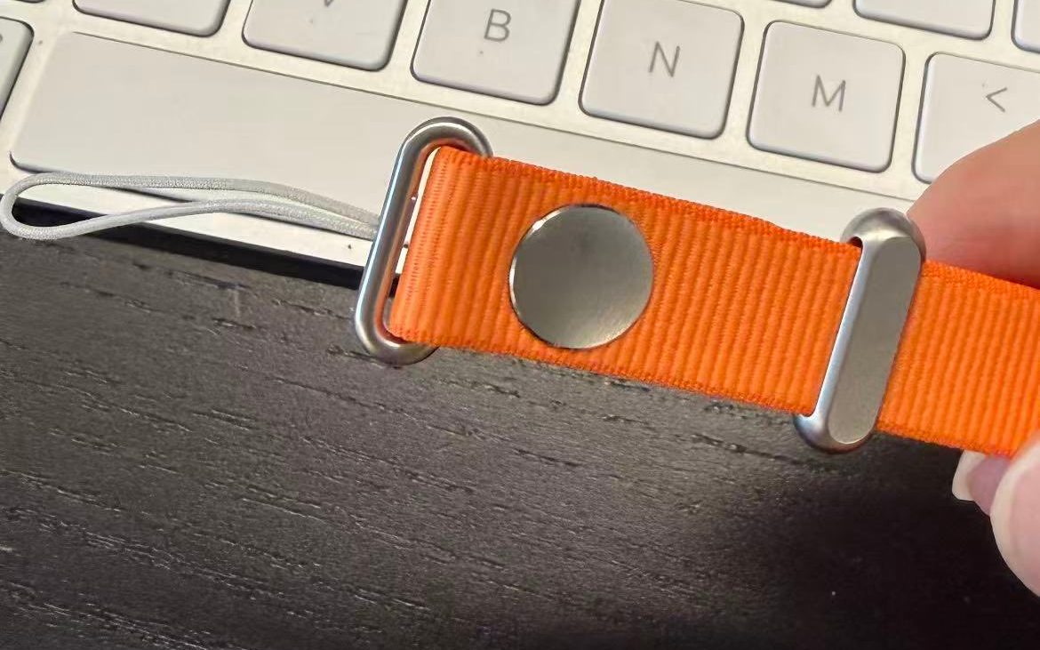 Последний слив перед анонсом: вот как на самом деле выглядит ремешок для iPhone 17