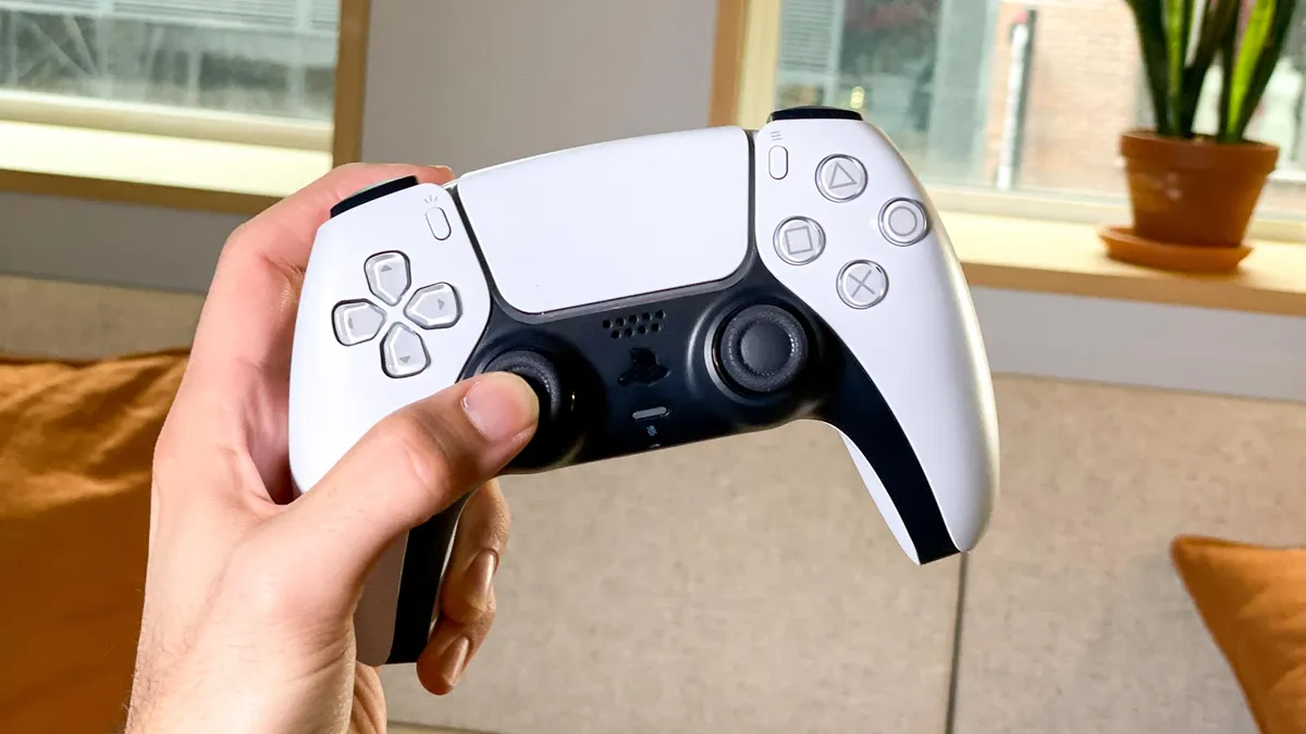 PS5 vs. Xbox Series X