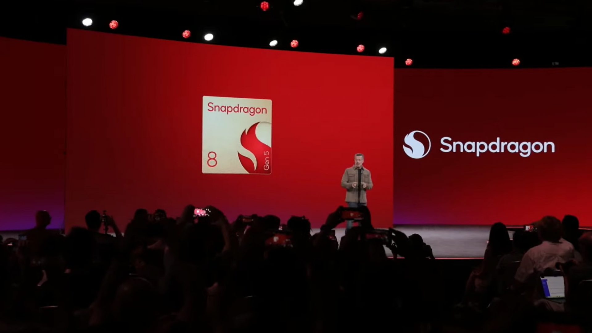 Qualcomm тихо анонсировала «бюджетный» флагман. Чем Snapdragon 8 Gen 5 хуже Elite-версии?