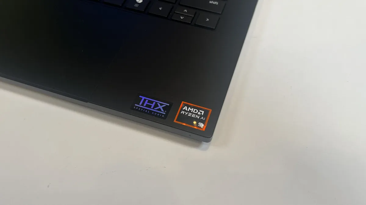 Обзор Razer Blade 14 (2025) — мощь, OLED и мобильность фото