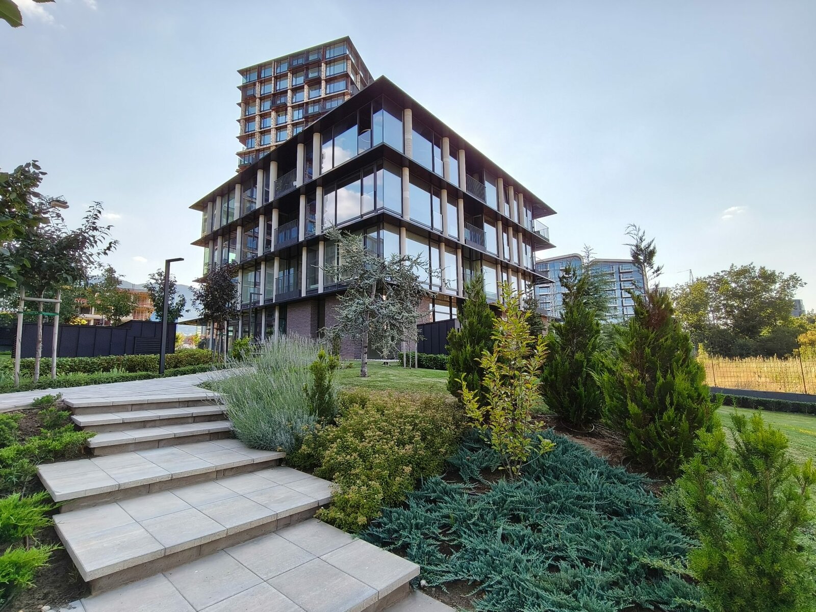 Обзор Realme P3 Ultra — мощный смартфон с 120Гц дисплеем картинка Realme P3 Ultra