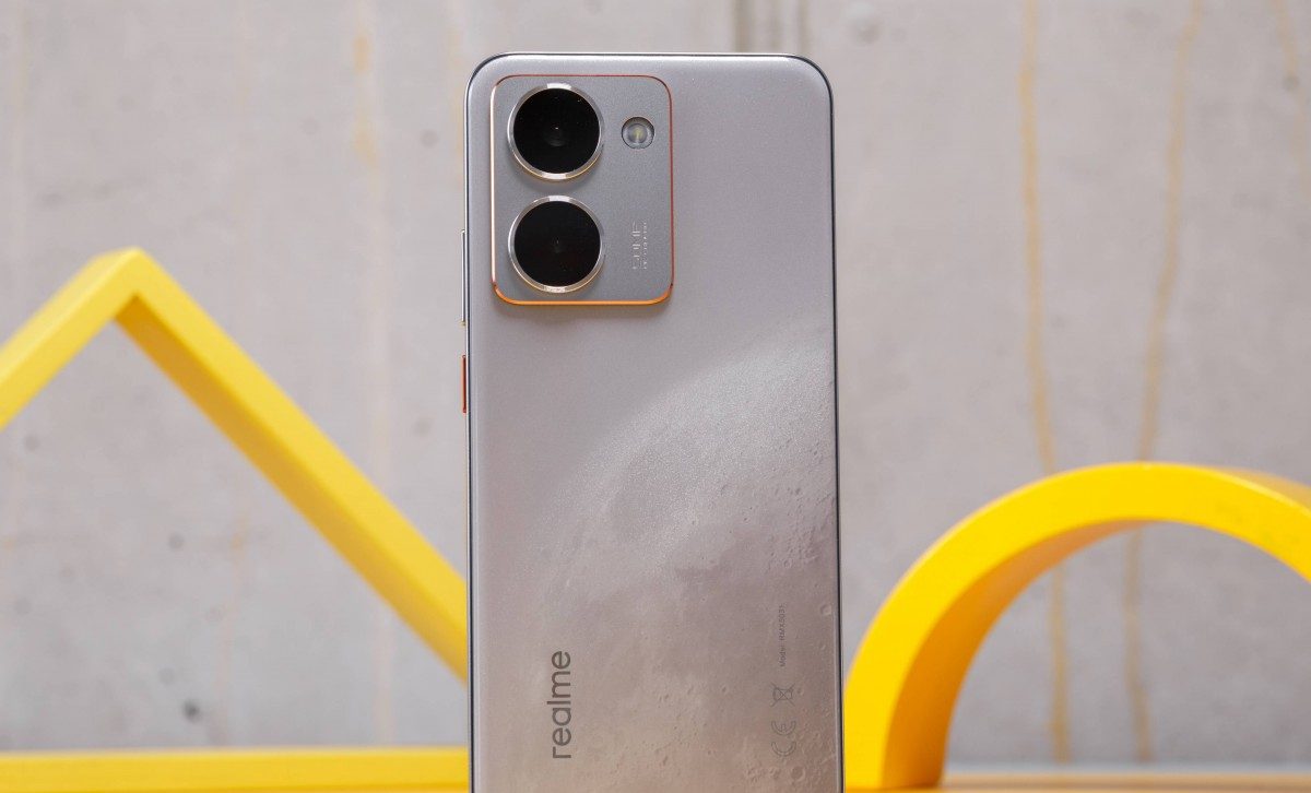 Обзор Realme P3 Ultra — мощный смартфон с 120Гц дисплеем картинка Realme P3 Ultra