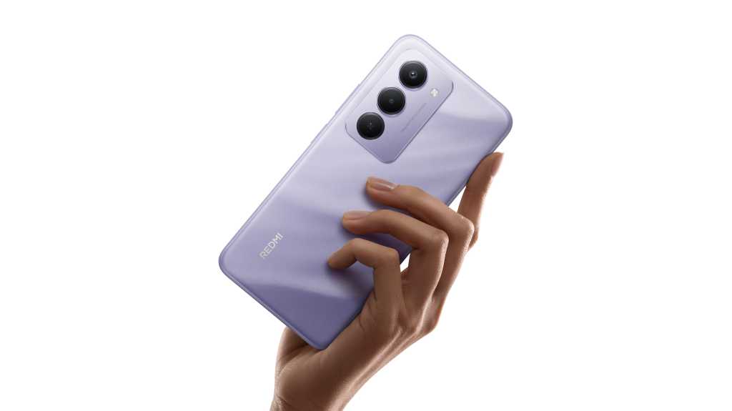 Анонсирован Xiaomi Redmi 15: неделя работы без розетки и одна камера