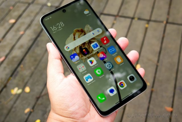 Redmi 15 4G обзор нового флагмана с батареей 7000 мАч Redmi 15 4G обзор нового флагмана с батареей 7000 мАч