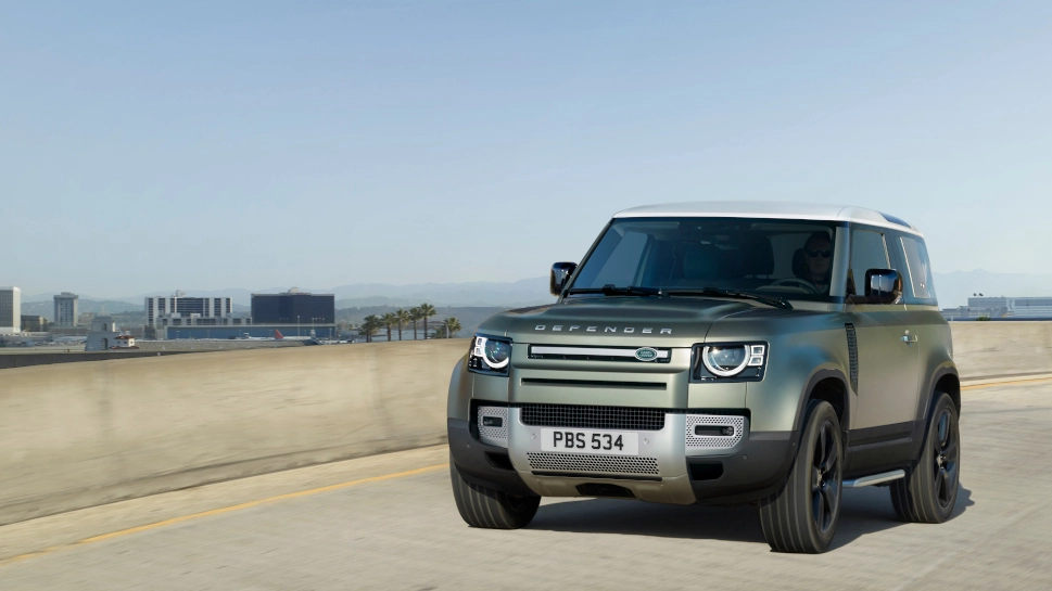 486607Роковая экономия: Jaguar Land Rover теряет миллионы в неделю, сэкономив на киберстраховке