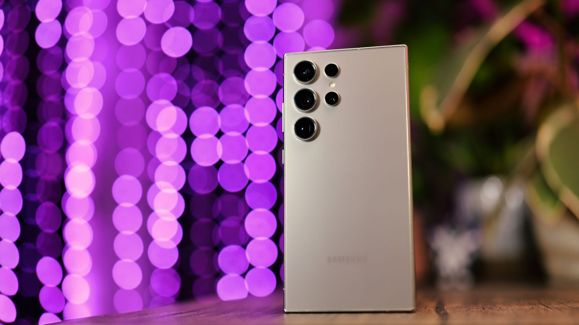 Инсайдеры о Samsung Galaxy S26 Ultra: дизайн нового флагмана может разочаровать