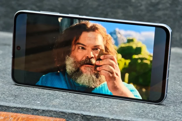 Обзор Galaxy A56: середнячок для требовательных пользователей фото