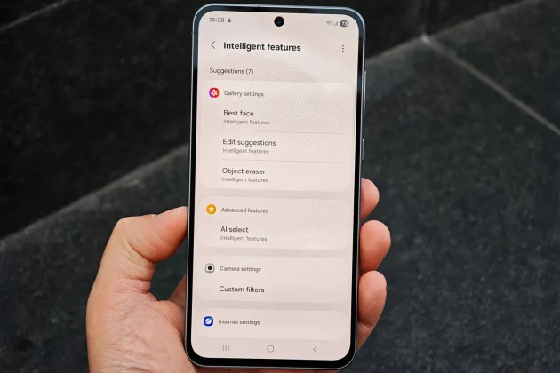 Обзор Galaxy A56: середнячок для требовательных пользователей фото