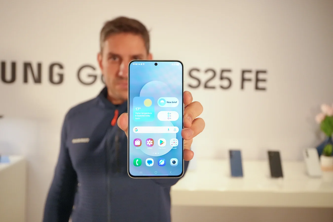 Samsung Galaxy S25 FE