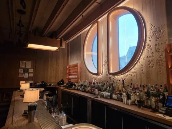 Обзор Galaxy Z Fold 7: Samsung наконец-то догнал конкурентов фото