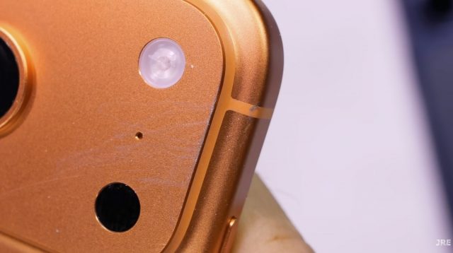 Скретчгейт и iPhone 17 Pro тест на прочность