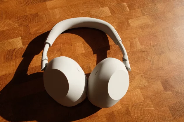 Обзор Sony WH-1000XM6: новый золотой стандарт шумоподавления фото