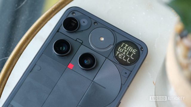 Телефоны Nothing были только началом: Карл Пей рассказал об умных очках и роботах