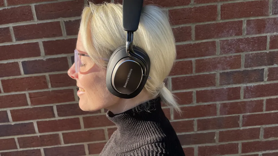 Лучшие наушники Bowers & Wilkins Px8 S2 стали еще лучше картинка Топовые наушники Bowers & Wilkins Px8 S2 вышли в продажу