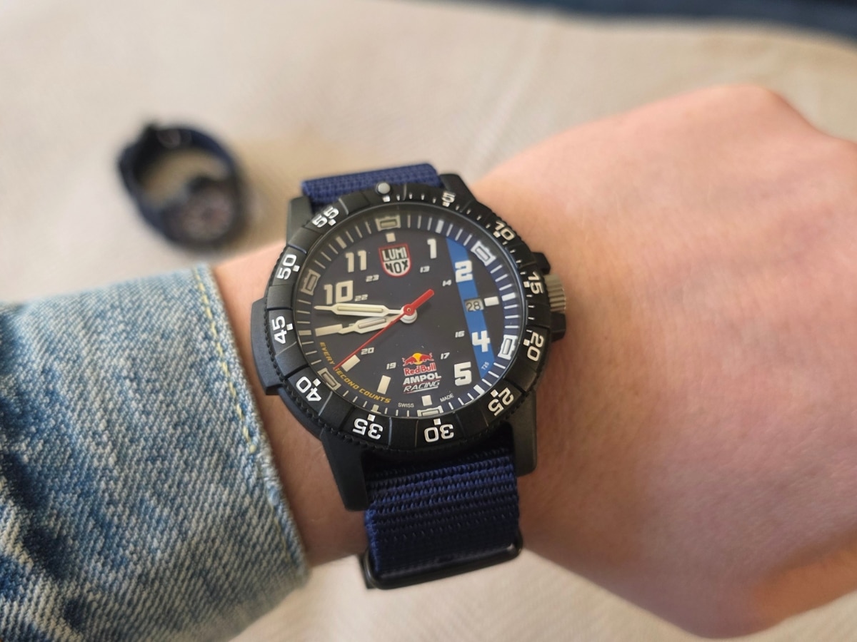 Luminox и Red Bull Ampol представляют эксклюзивные лимитированные часы
