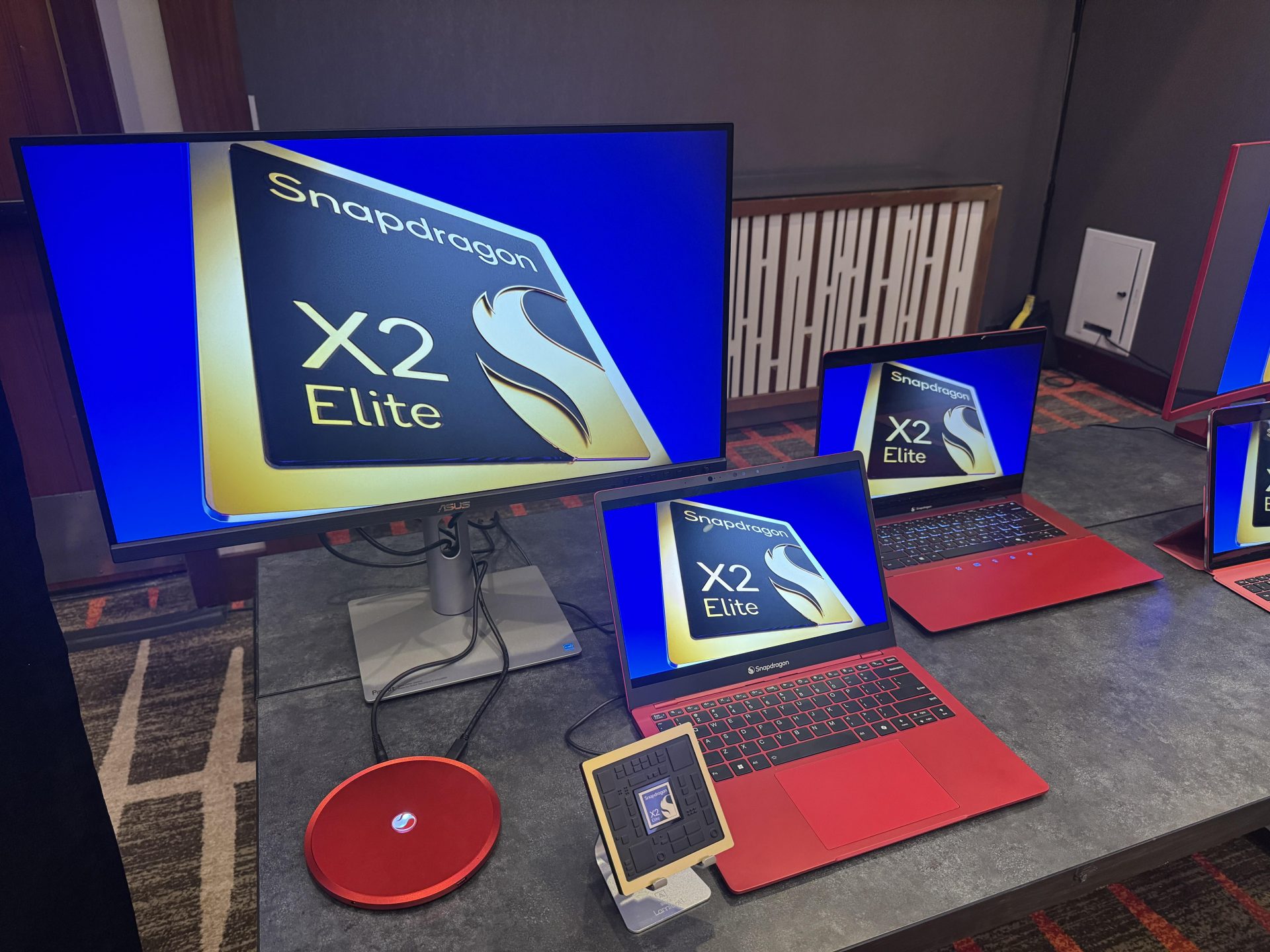 Ваш ноутбук в 2026 году станет «живым»: 5 апгрейдов, которые изменят всё