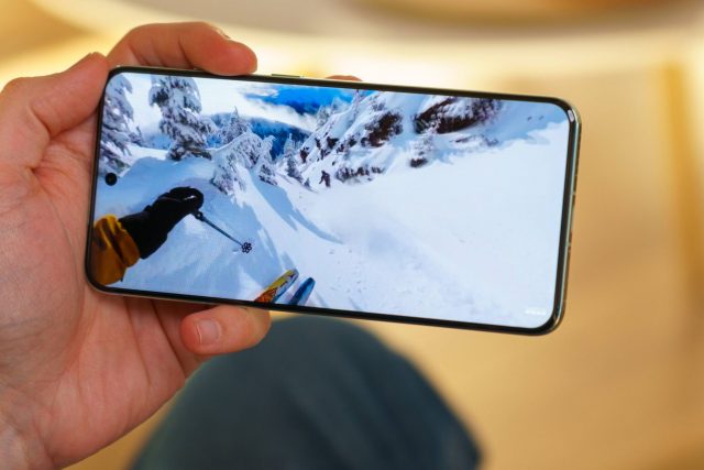 vivo наносит удар по Apple тизер X300 показывает, какими должны быть «безрамочные» телефоны