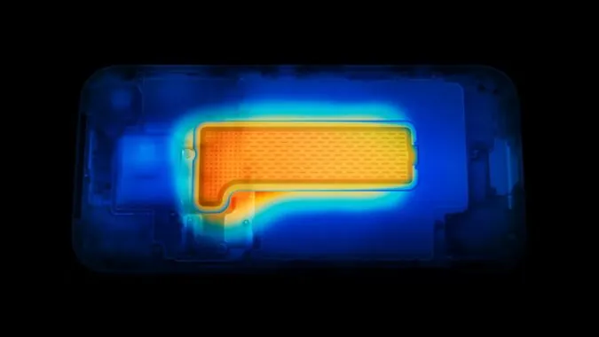 iPhone 17: долгожданные обновления и функции, которые ставят Apple вровень с Android-флагманами! картинка Всё о линейке iPhone 17 новый дизайн, 18 Мп селфи-камера