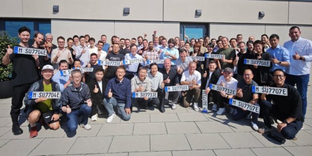 Xiaomi бросает вызов Tesla и BMW на их же поле: открыт R&D центр электромобилей в сердце автопрома Германии