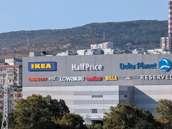 Google Pixel 10 и Pixel 9