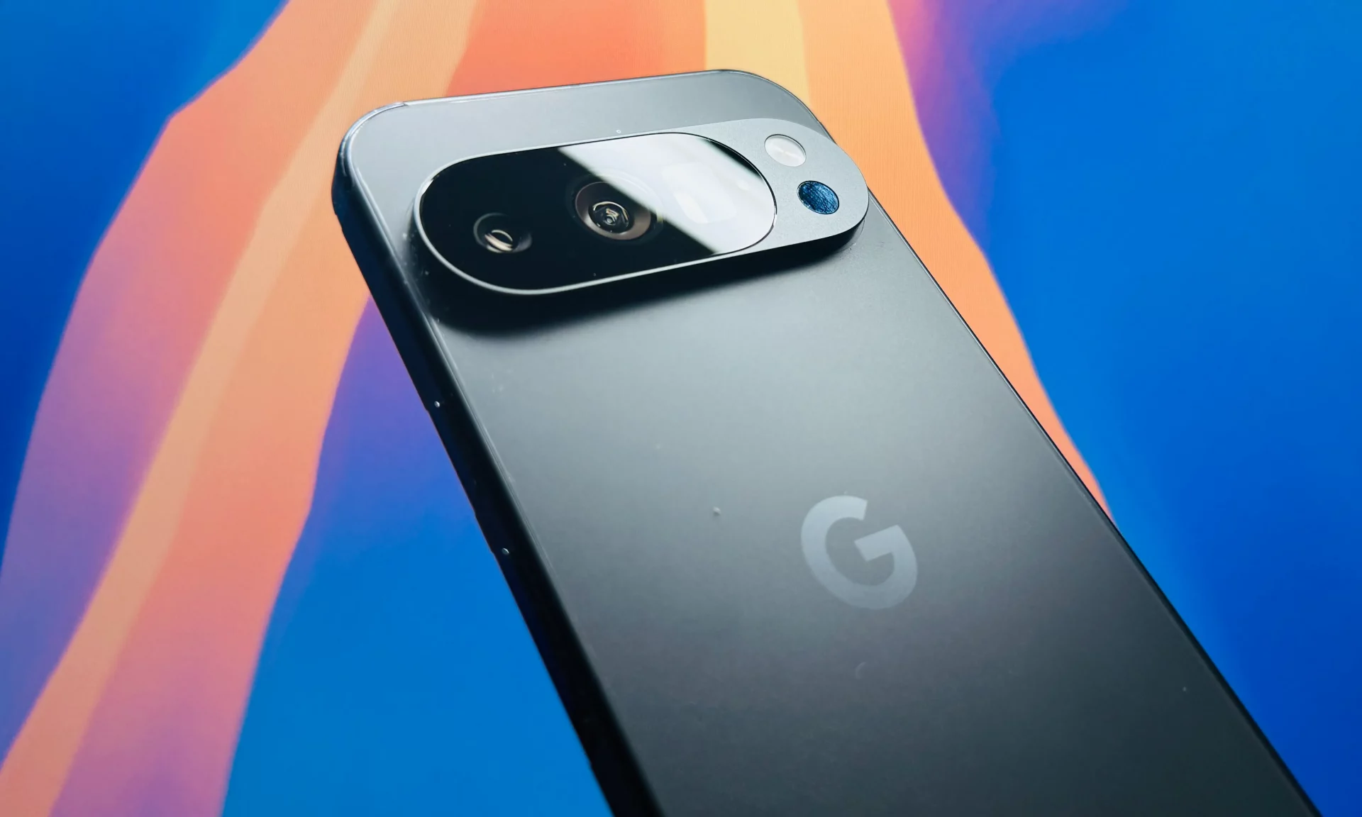 «Забудьте про iPhone»: 4 функции ИИ, которые делают Pixel 10 Pro обязательным к покупке