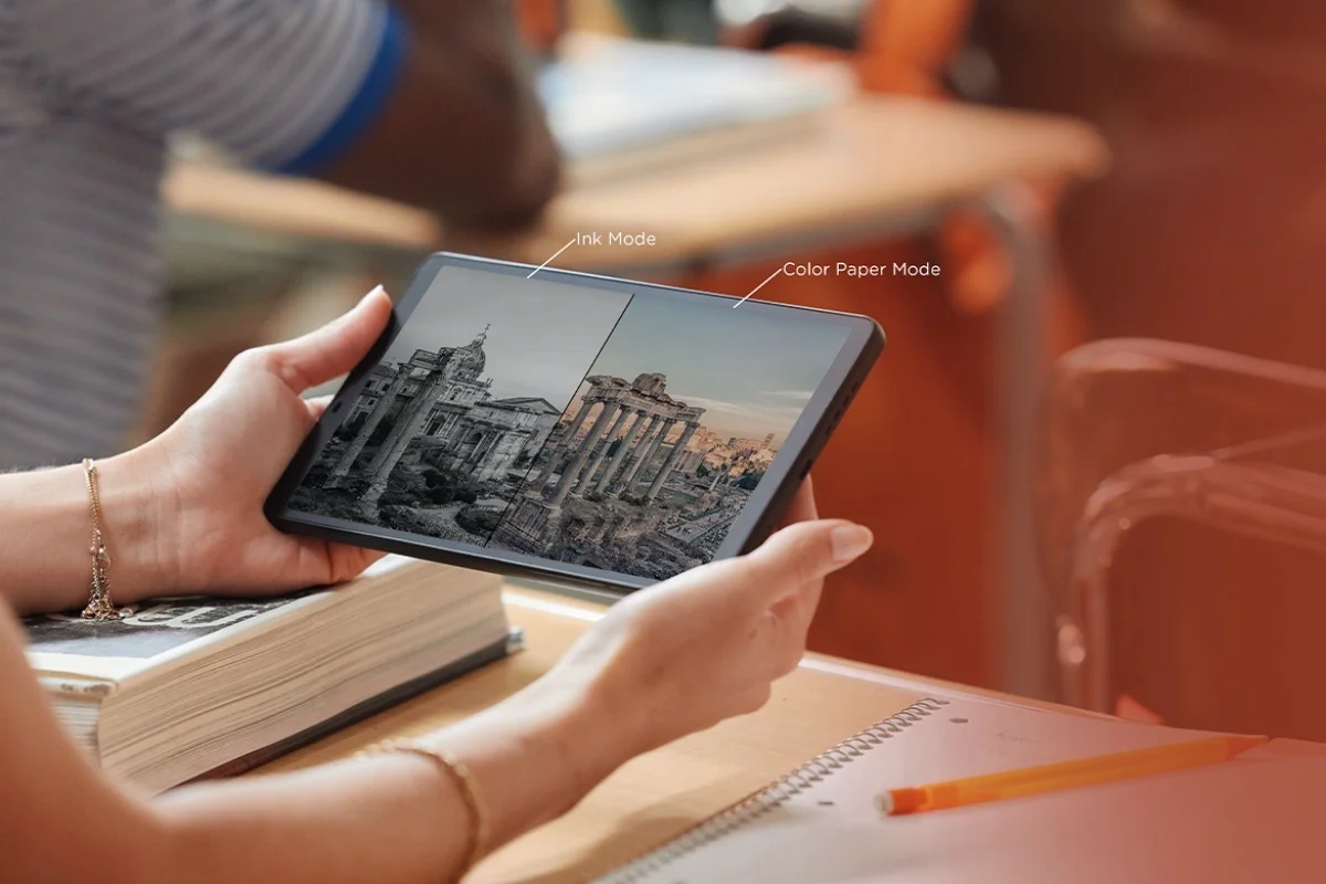 Забудьте про Kindle: TCL выпустила планшет-читалку с 5G и "бумажным" экраном