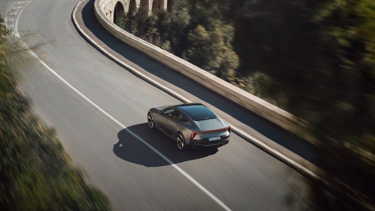 Заднего стекла нет почему Polestar 5 все равно лучше Taycan