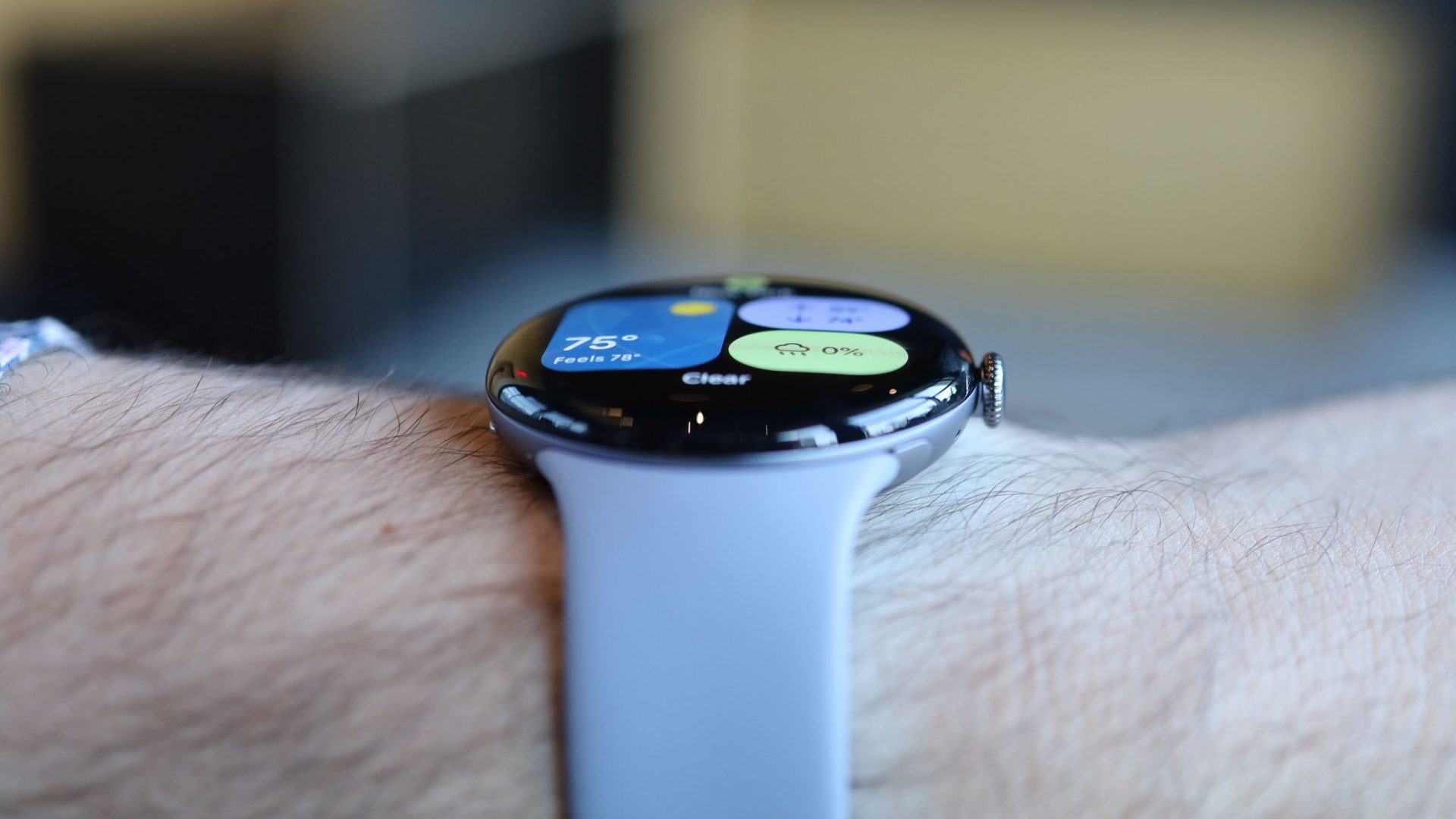 Pixel Watch 4 обошли Apple Watch в важном рейтинге — король смарт-часов найден