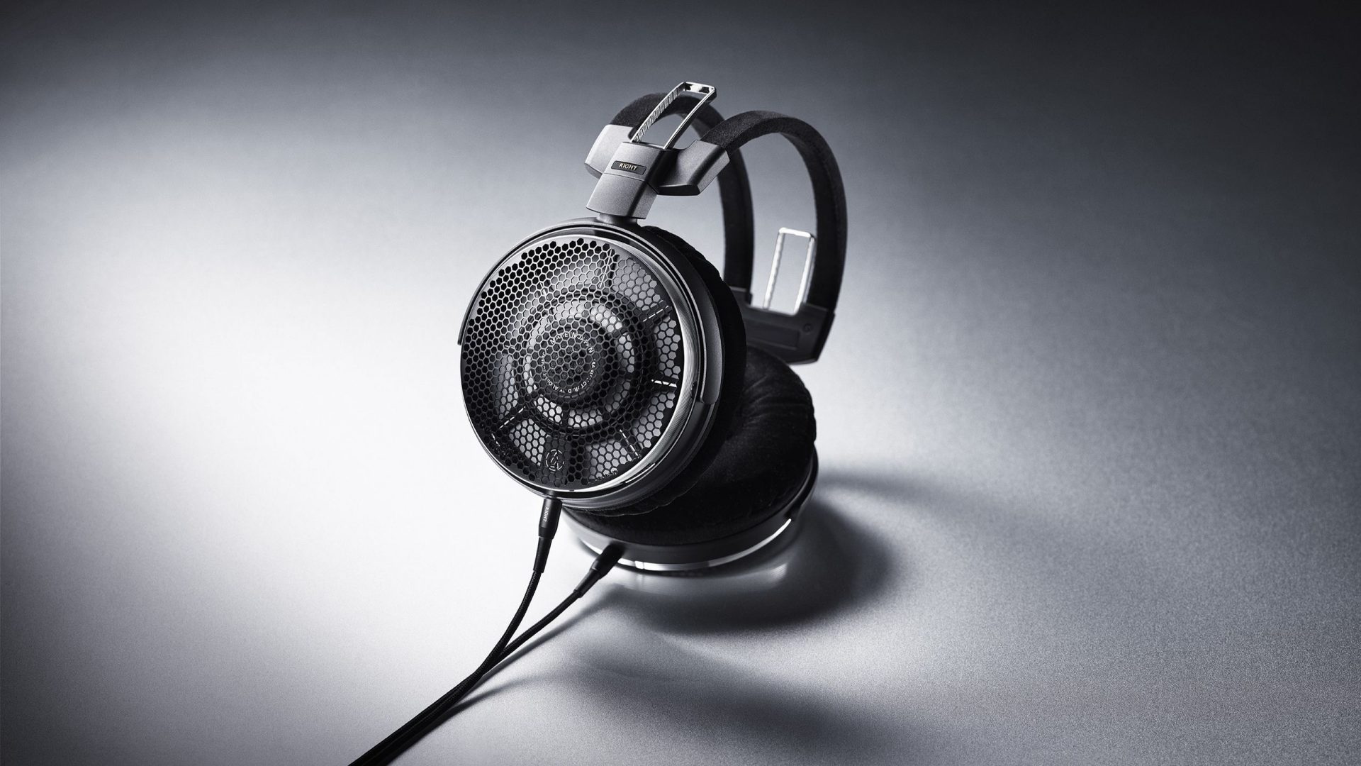 Наушники Audio-Technica ATH-ADX7000: аудиофильский звук