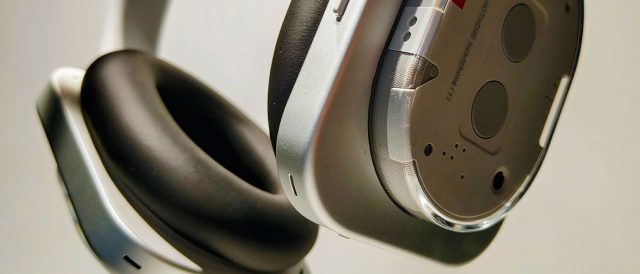 01_I tested Nothing Headphone (1) - a design statement for your eyes and ears Обзор Nothing Headphone (1): стильный дизайн и чистый звук