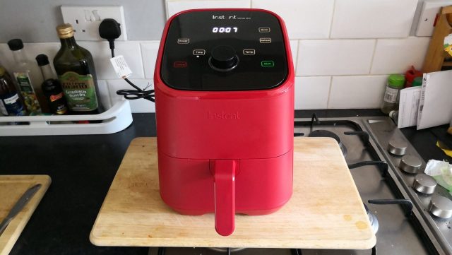 Обзор Instant Vortex Mini — компактная аэрофритюрница 4-в-1