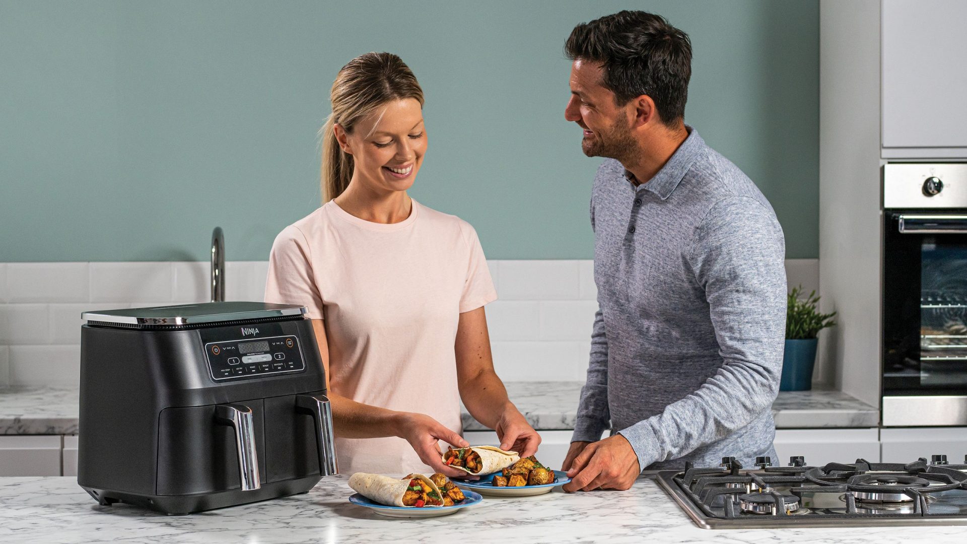 Обзор Ninja Foodi Dual Zone: две корзины лучше одной