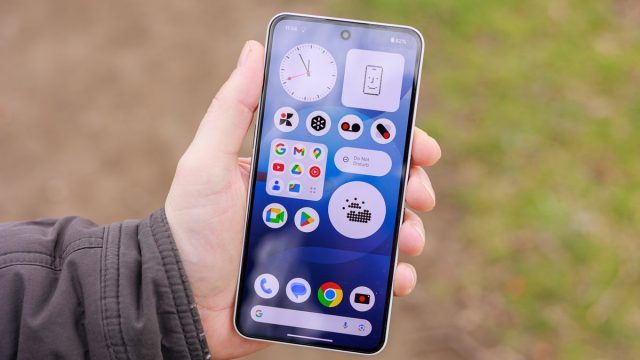 Lock Glimpse в смартфонах Nothing сохраняет чистоту экрана