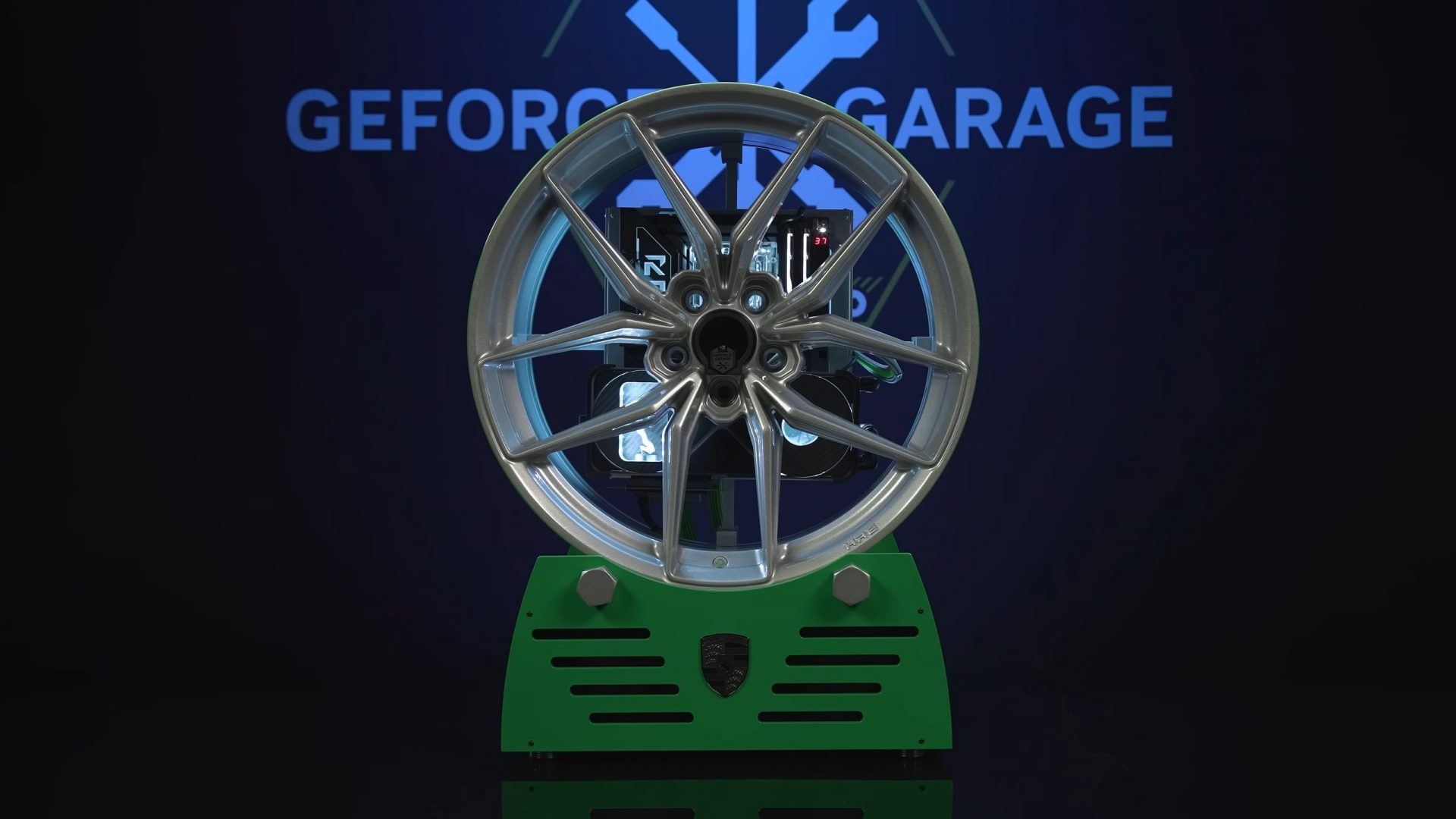 Porsche 911 Turbo S вдохнул жизнь в игровой ПК с Core Ultra 9