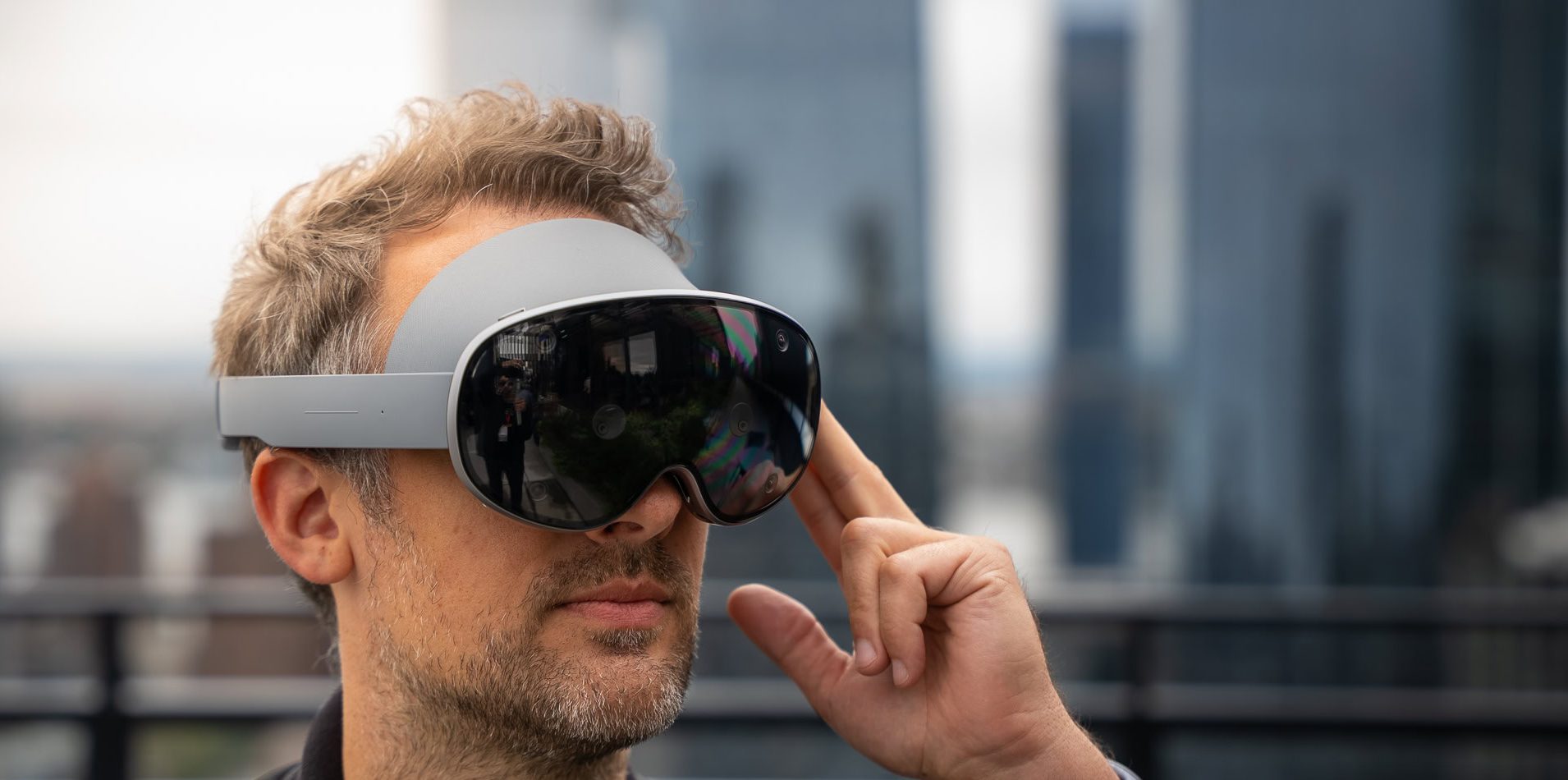 509656Samsung Galaxy XR официально дебютирует — и цена впечатляет