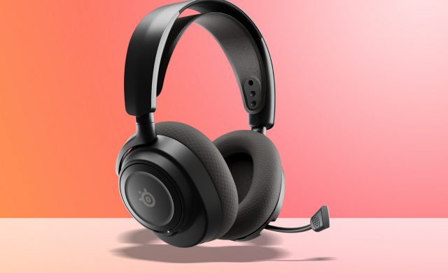 Arctis Nova 7 Gen 2: гарнитура с 54 часами автономии