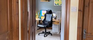 Обзор DXRacer Drifting — бюджетное геймерское кресло