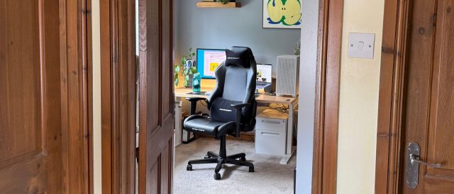 Обзор DXRacer Drifting — бюджетное геймерское кресло