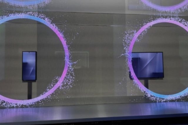 Смартфон Trifold Samsung: три экрана и буква G