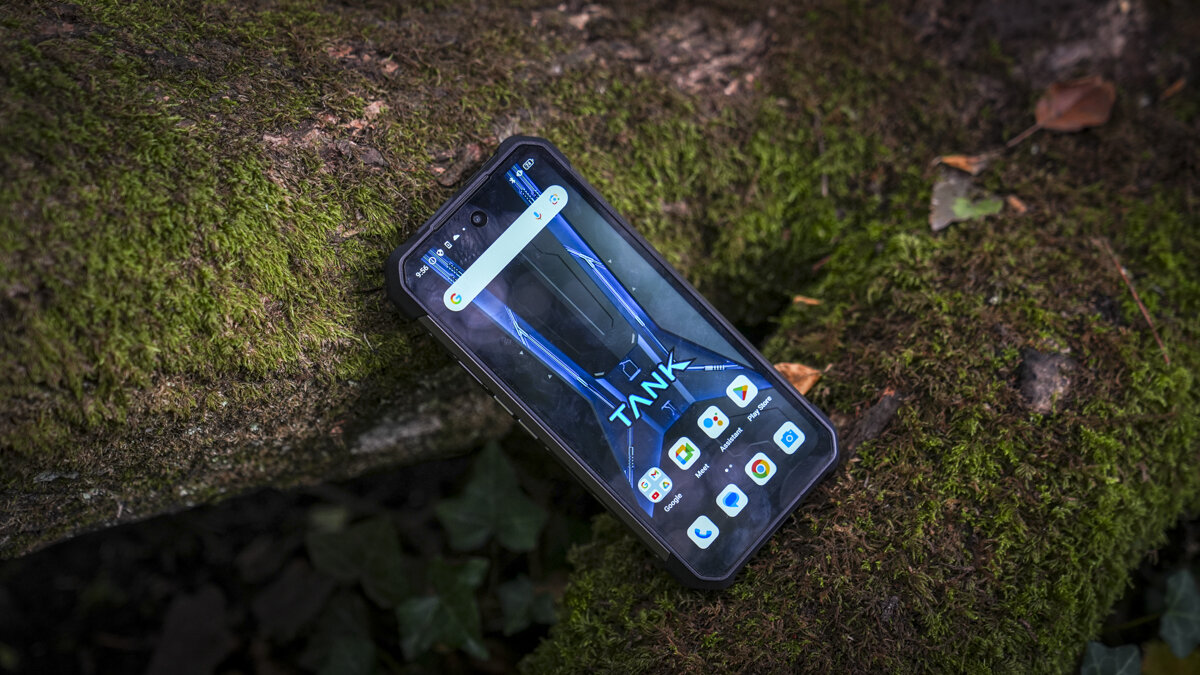 Обзор 8849 Hike — защищённый смартфон с мощным фонарём