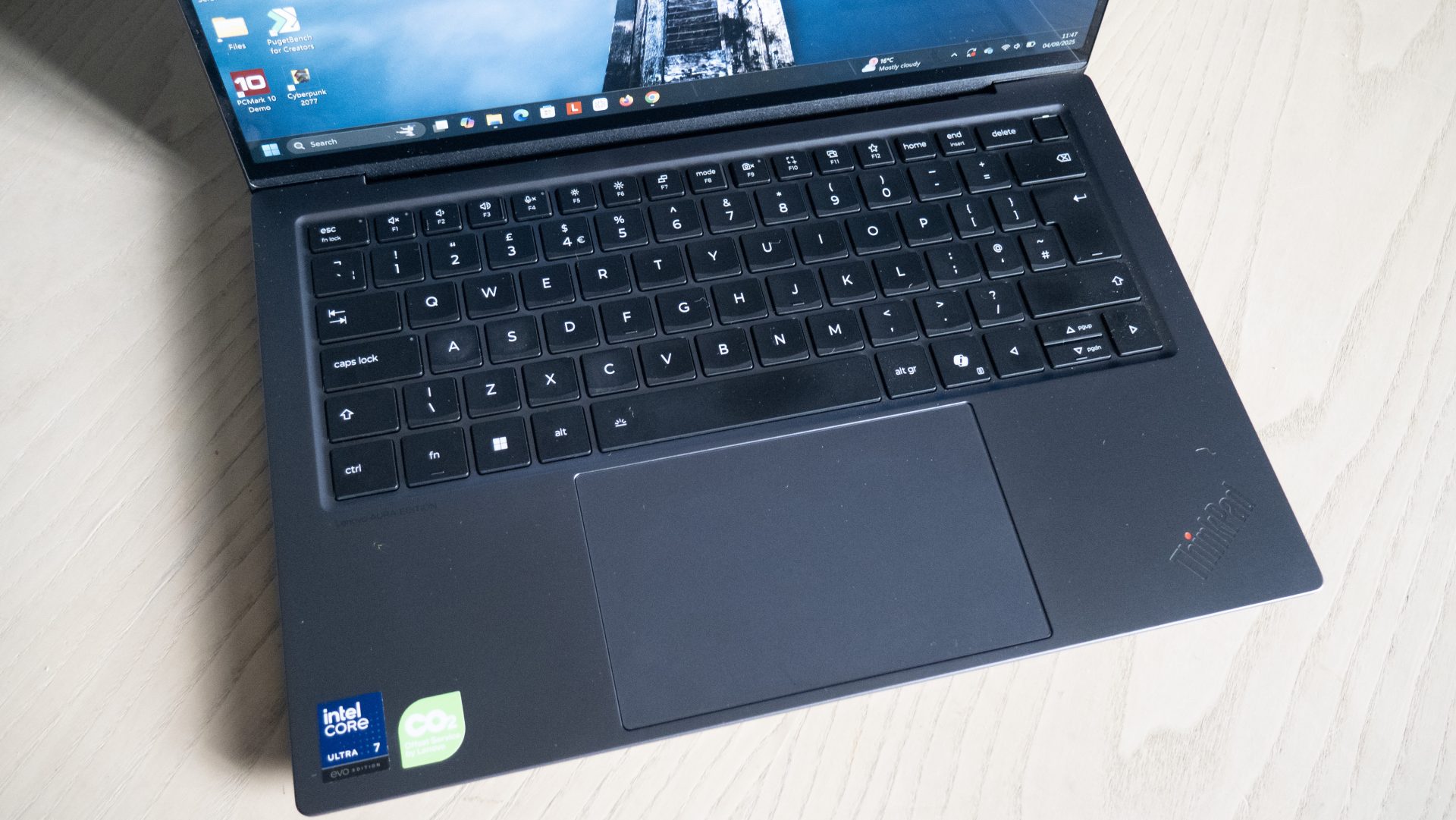 Lenovo ThinkPad X9 Aura Edition