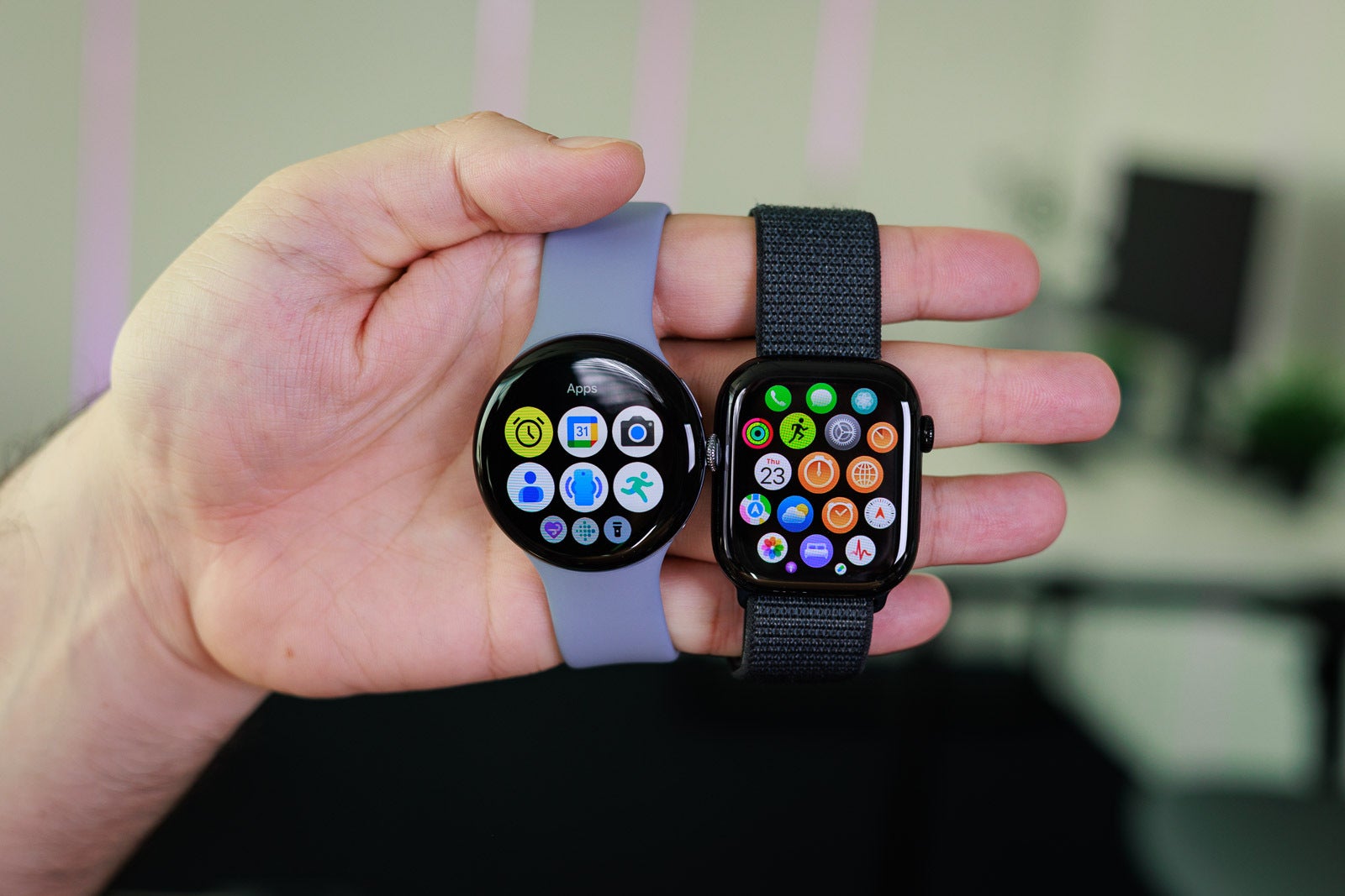 Pixel Watch 4 против Apple Watch Series 11