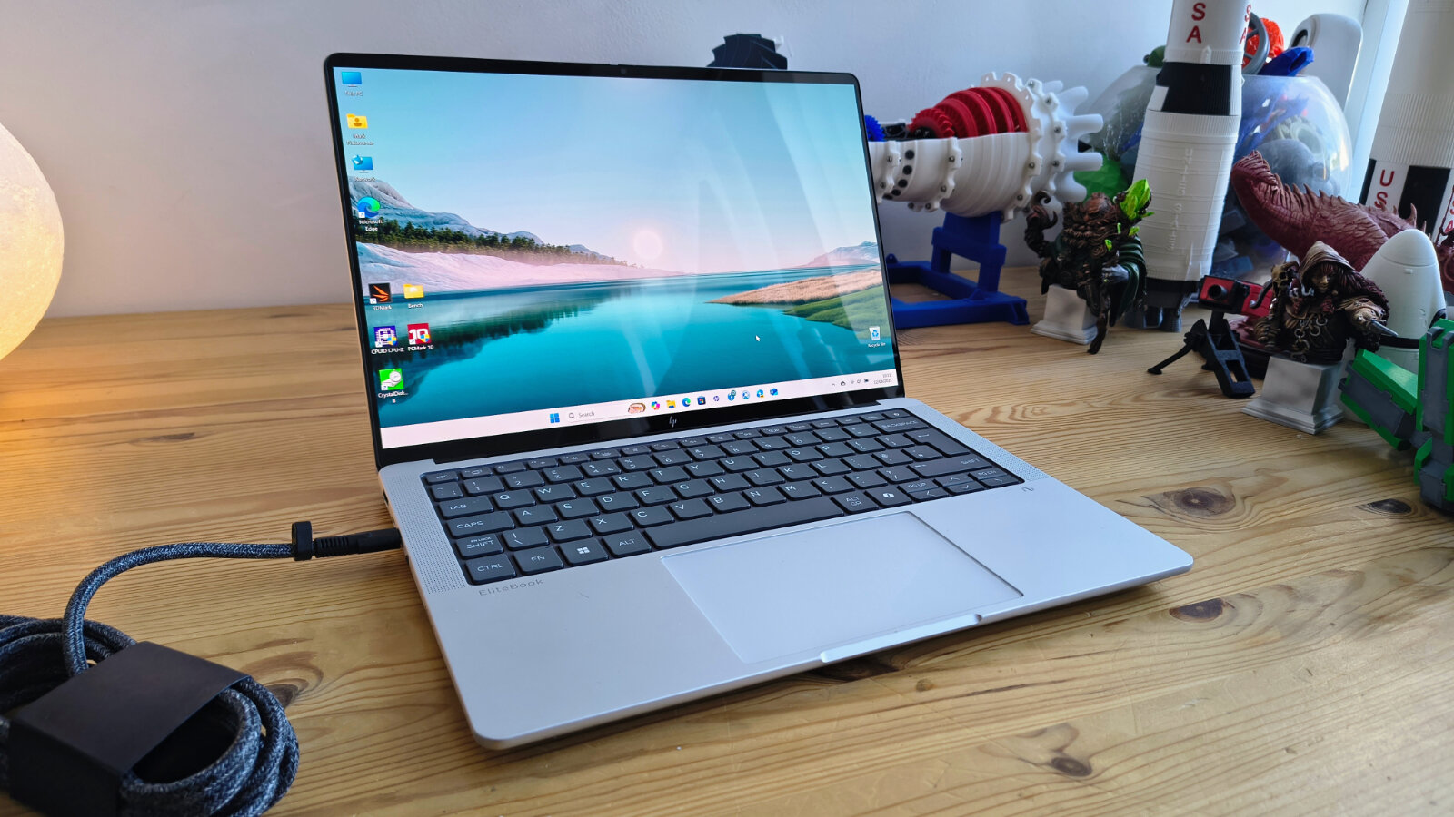 Обзор HP EliteBook X G1a 14 AI — ноутбук с ИИ для работы картинка HP EliteBook X G1a 14 AI