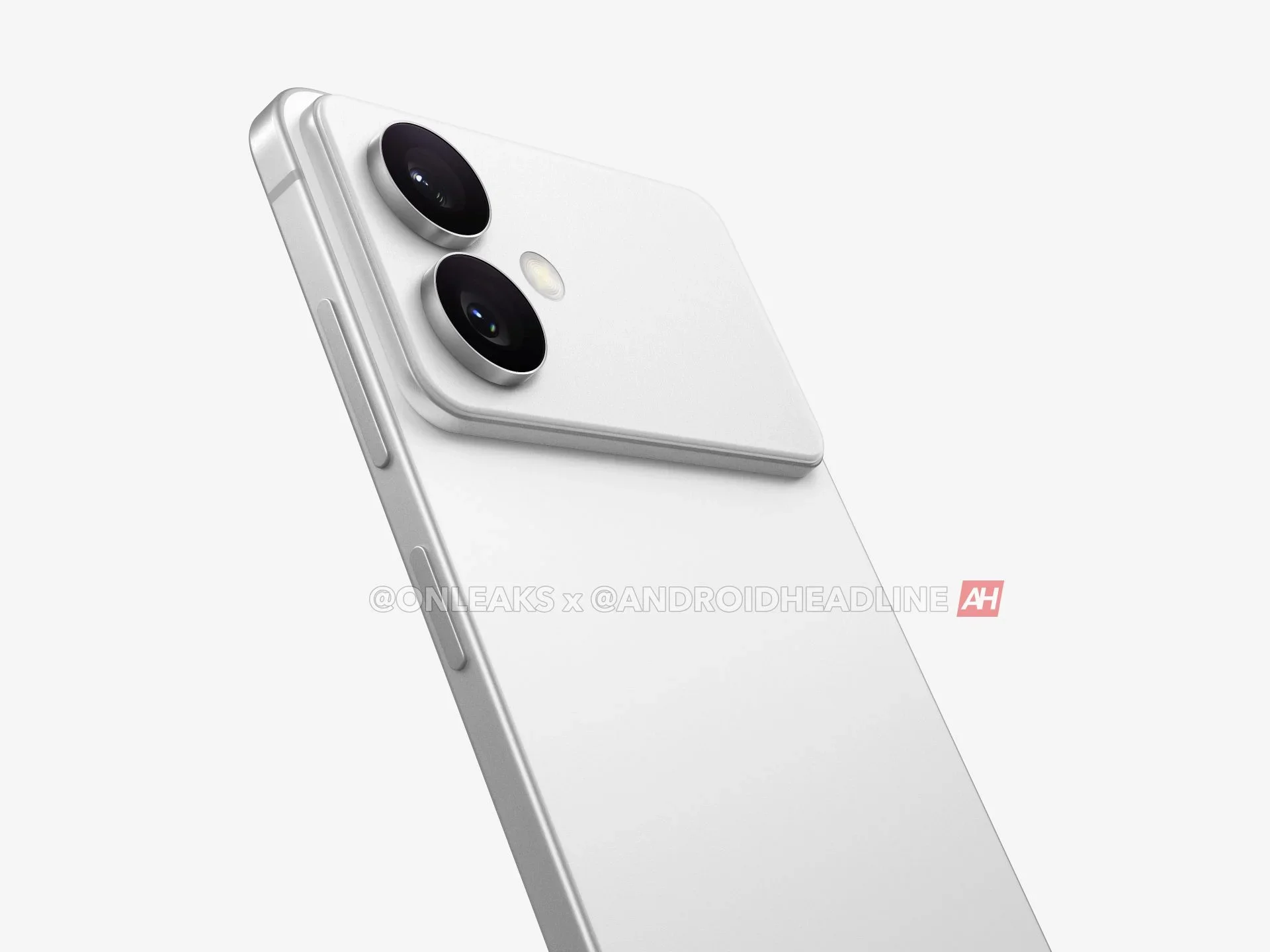 Смартфон Galaxy S26 Plus задерживается, Ultra первый