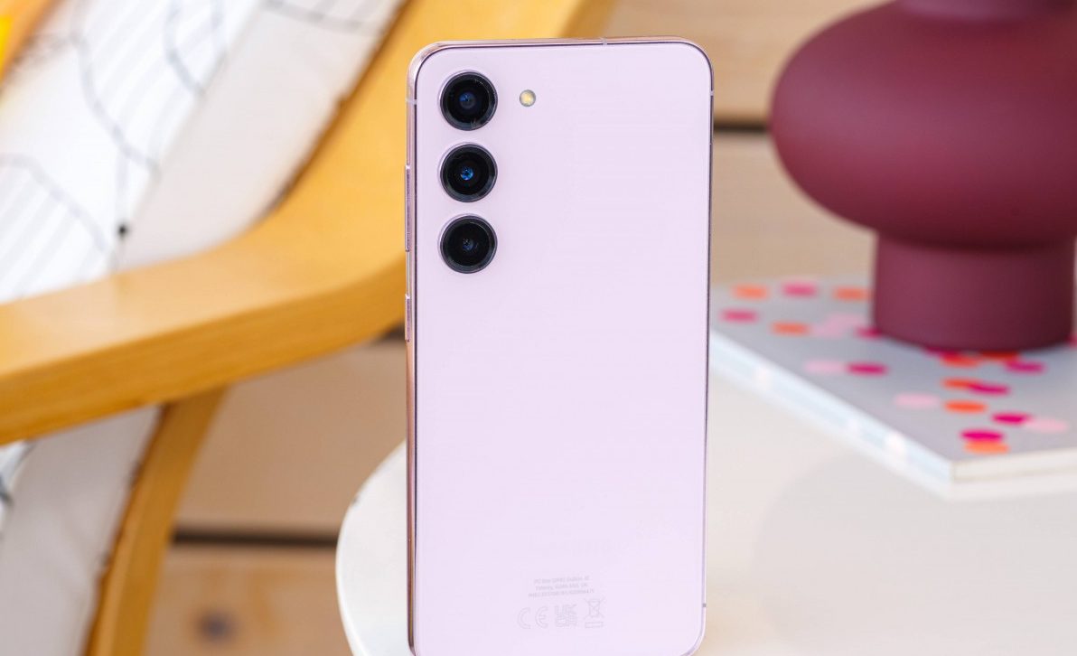 Galaxy S23: апдейт One UI 8 на Android 16 приостановлен