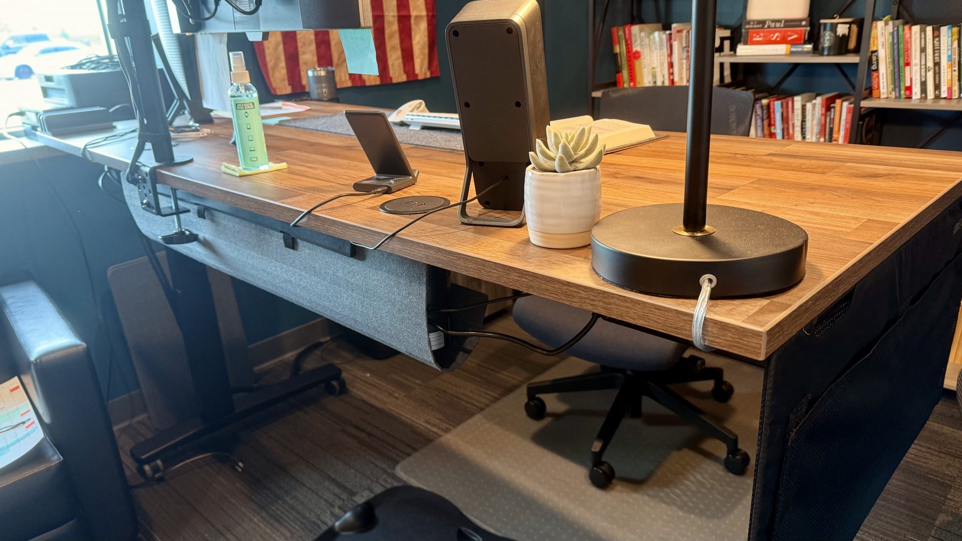 Обзор Uplift V3 — регулируемый стол с лучшей стабильностью картинка Uplift V3