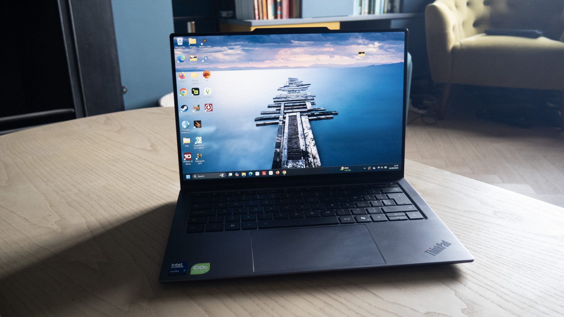 Lenovo ThinkPad X9 Aura Edition