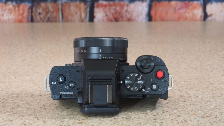 Panasonic Lumix G100D