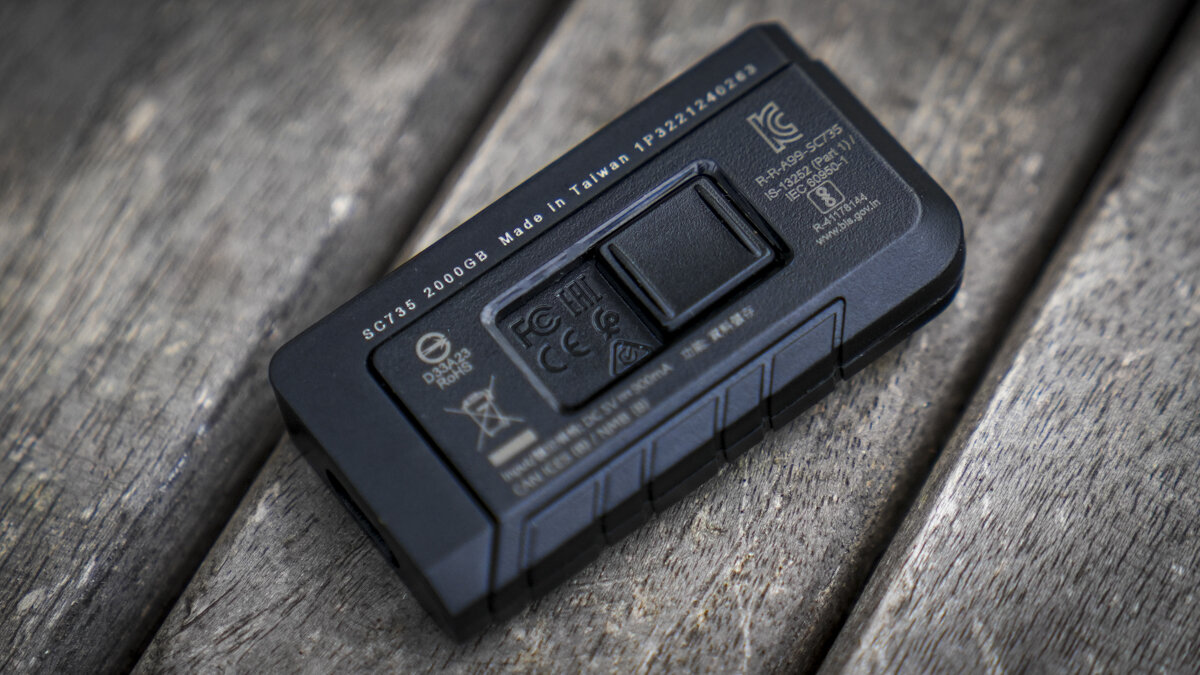 Обзор Adata SC735 — защищённый внешний SSD по низкой цене